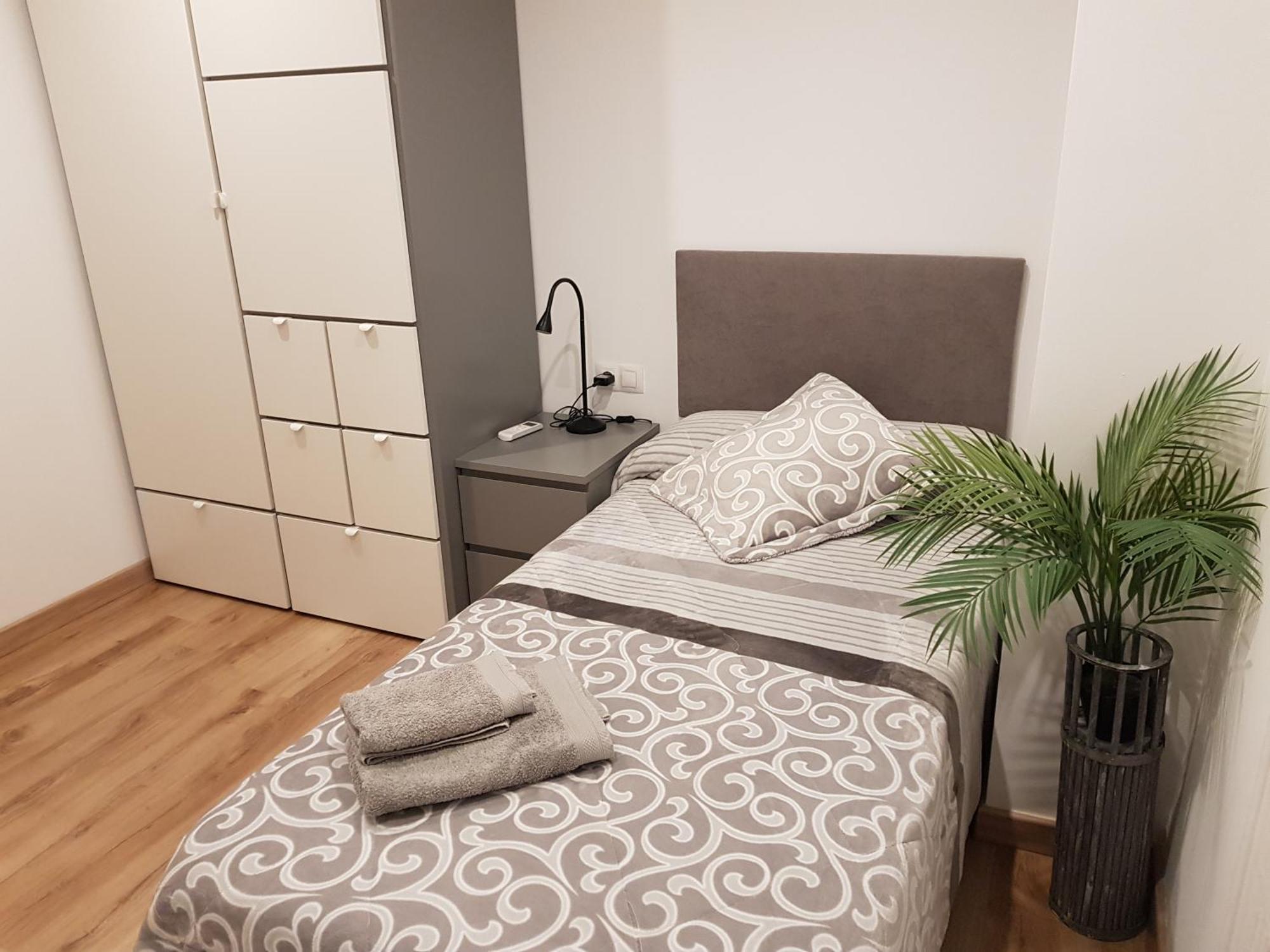 Pis Clar I Espaios Apartment